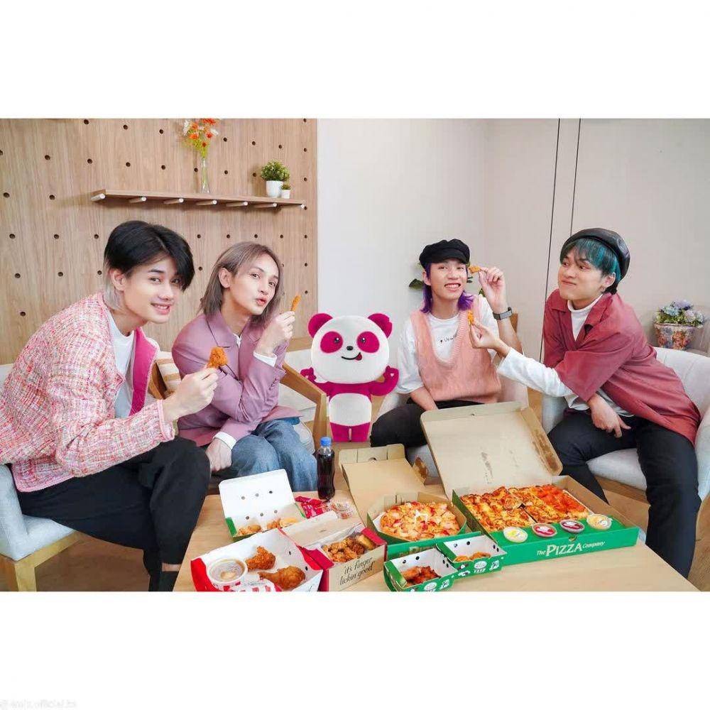 potret member 4MIX (instagram.com/4mix.official.ks)