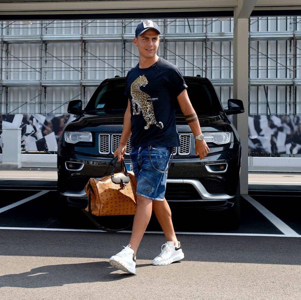 Gaya busana Paulo Dybala (instagram.com/paulodybala)