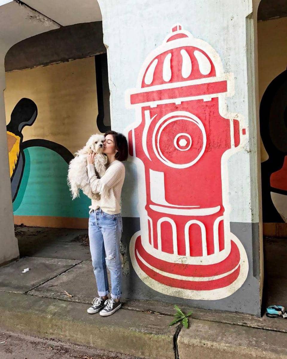 ide OOTD ala Lucy Hale (instagram.com/lucyhale)