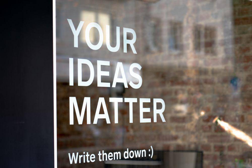 quote motivasi untuk semangat menulis (unsplash.com/mbaumi)