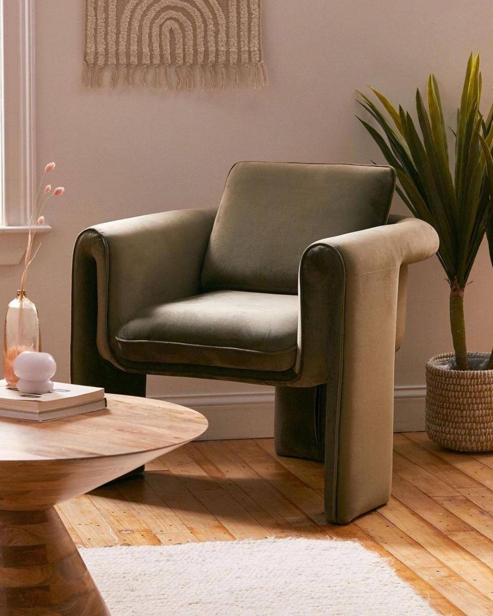 Desain Kursi Ergonomis (instagram.com/urbanoutfittershome)