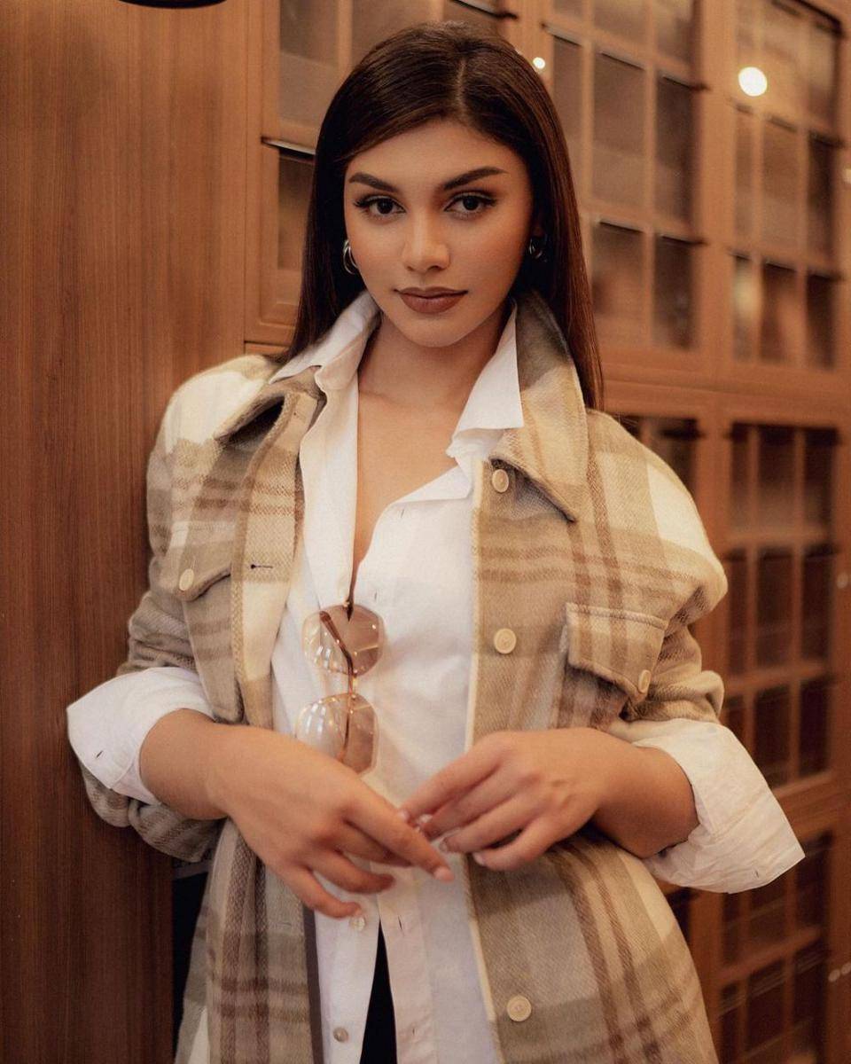 Jihane Almira (instagram.com/jihanealmira)