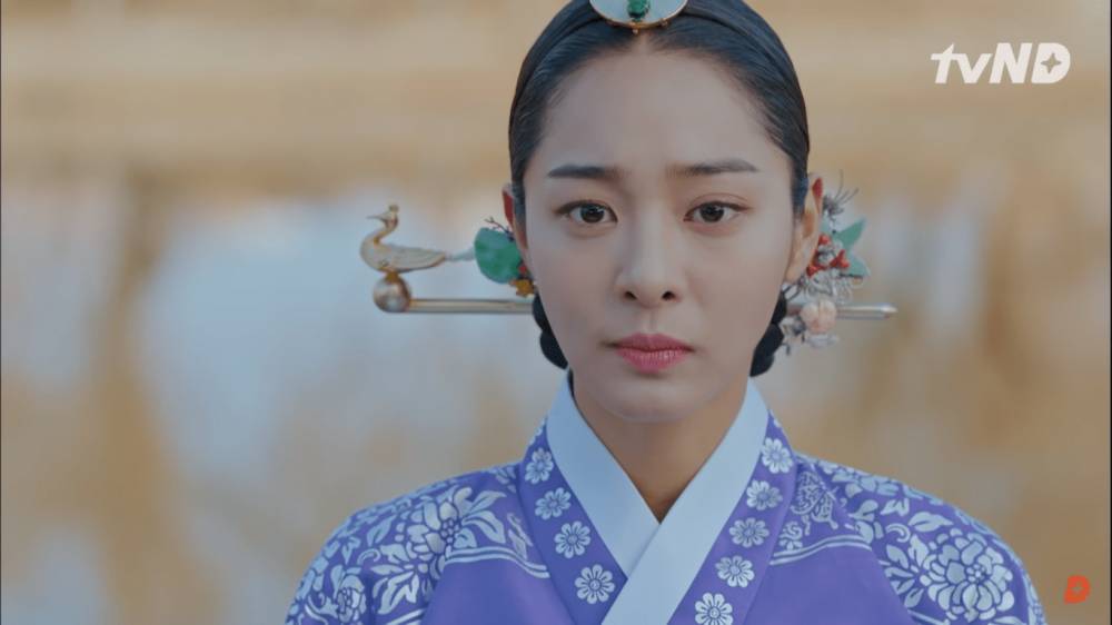 Seol In Ah di drama Mr. Queen (youtube.com/tvN D Indonesia)