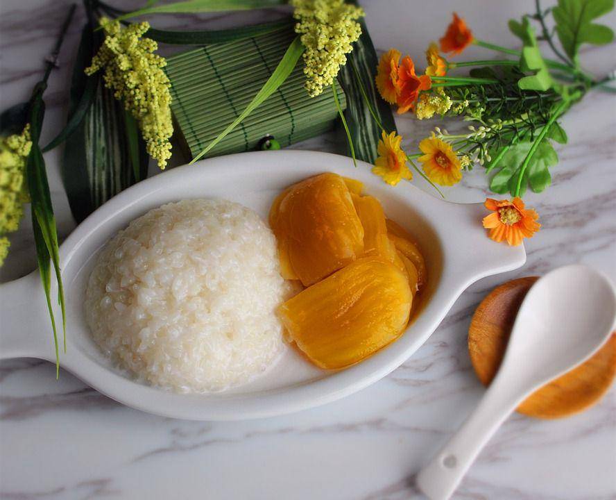 5 Hidangan Terbaik Hasil Kreasi Susu dan Durian