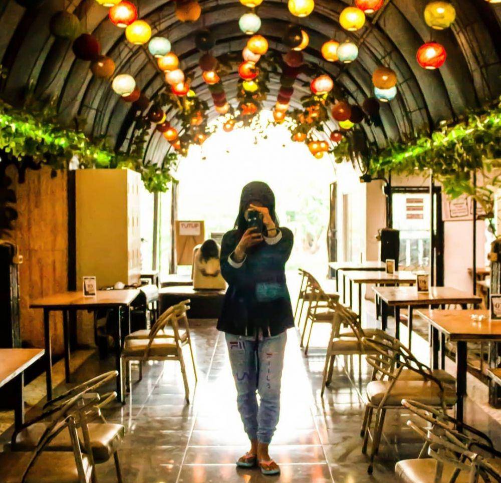 Kebun Coklat Balongbendo (instagram.com/azamuf_rq)