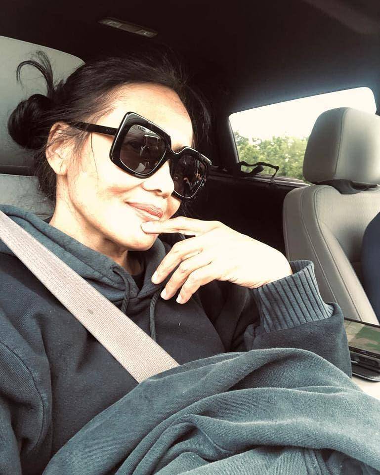 potret Atiek CB yang kini tinggal di Amerika Serikat. (instagram.com/atiekcb.official)