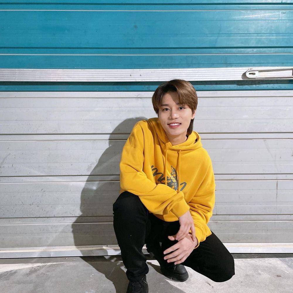 Gaya busana Taeil NCT (instagram.com/mo.on_air)