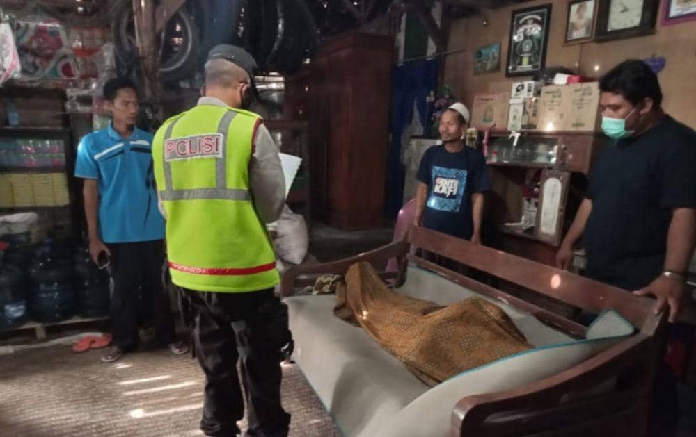 Seorang kakek ditemukan tewas tenggelam di embung Bojonegoro. Dok Polsek Kepohbaru