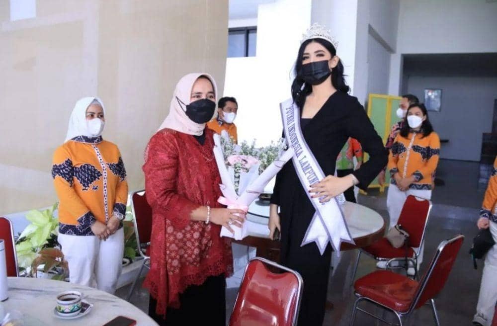 Feby Annisa berharap dukungan masyarakat Lampung ajang Putri Indonesia 2022. (Dok Pemprov Lampung).