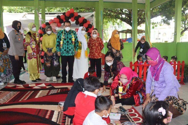 Gebyar Literasi Kota Metro, Siapkan Generasi Unggul Sejak Dini