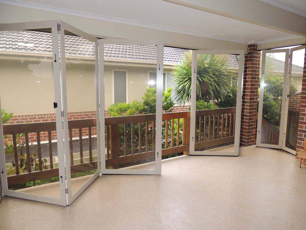 Ilustrasi pintu lipat (optiscreen.com.au)