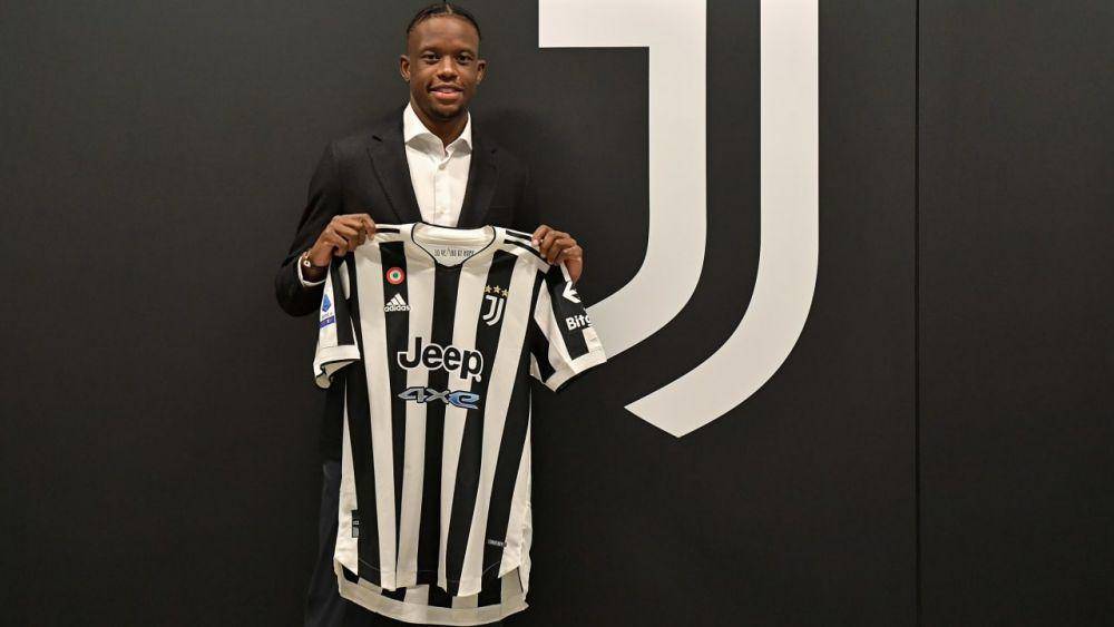 Denis Zakaria (juventus.com)