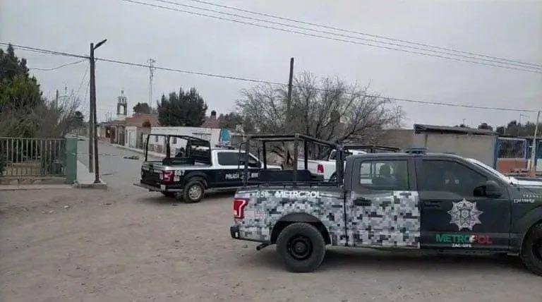 Mobil polisi yang terparkir di lokasi kejadian di Fresnillo, Zacatecas pada Sabtu (5/2/2022). (twitter.com/piratachairel)
