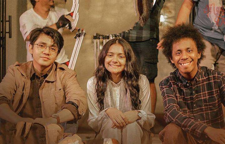 cuplikan penampilan Amanda Rawles dan Arbani Yasiz bintangi film Ranah 3 Warna (dok. MNC Pictures/Ranah 3 Warna)