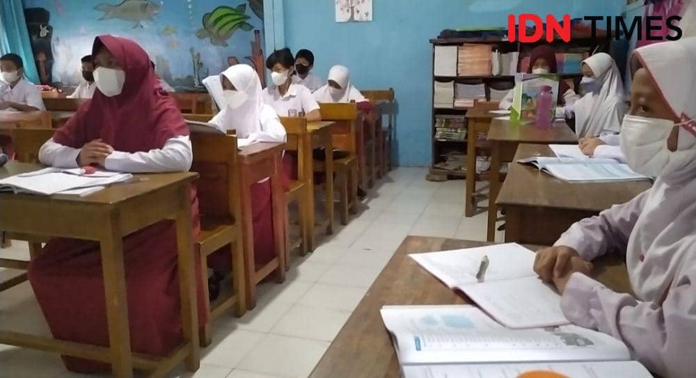 Proses belajar mengajar di SD Negeri Pajaiang, Kelurahan Sudiang, Kecamatan Biringkanaya, Kota Makassar. IDN Times/ Sahrul Ramadan