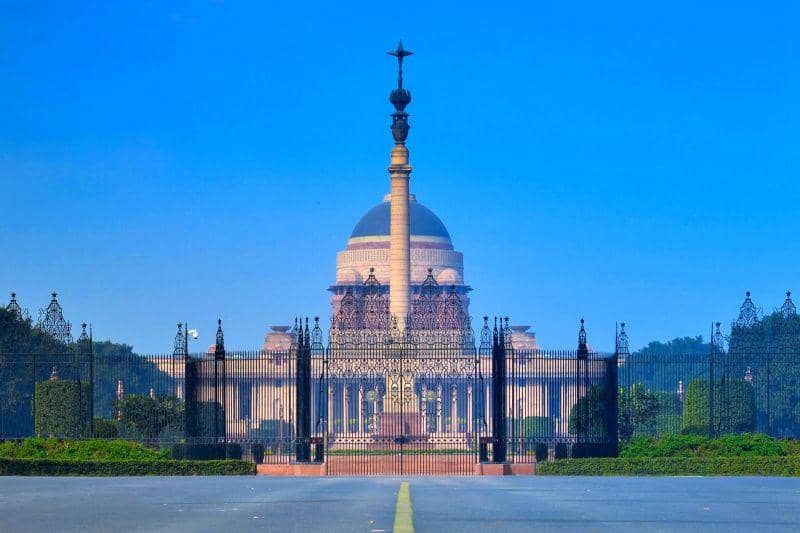 gambar Rashtrapati Bhavan yang dibangun oleh Kerajaan Inggris (unsplash.com/Mohd Aram)
