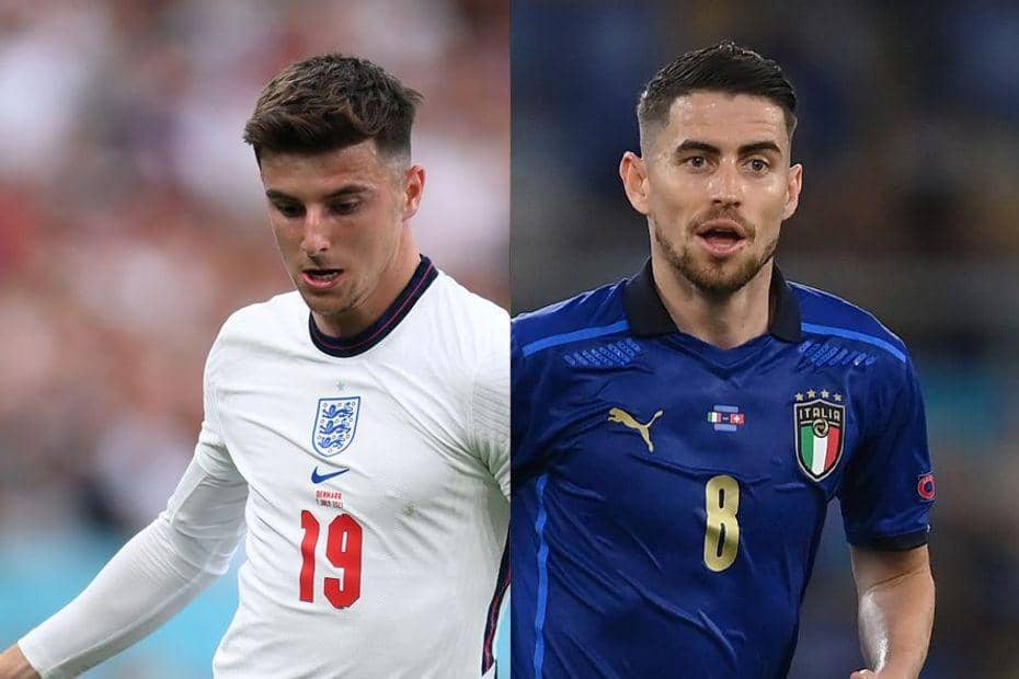 Mason Mount dan Jorginho pada final Piala Eropa 2020. (premierleague.com)