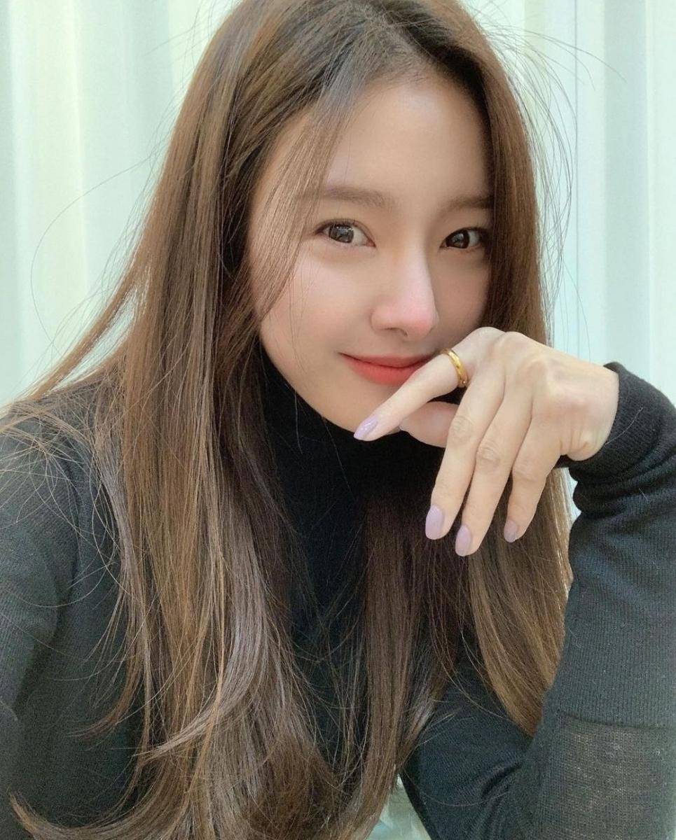 Kim So Eun (instagram.com/socun89)