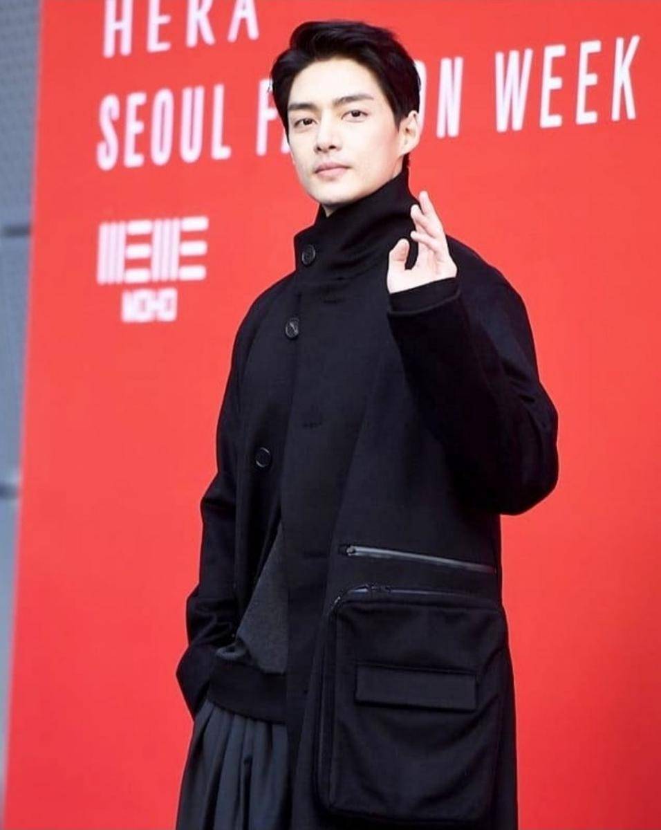 Kim Jun (instagram.com/kimj0203)