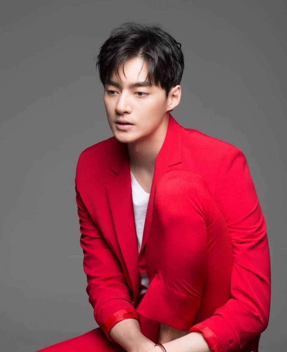 Kim Jun (instagram.com/kimj0203)