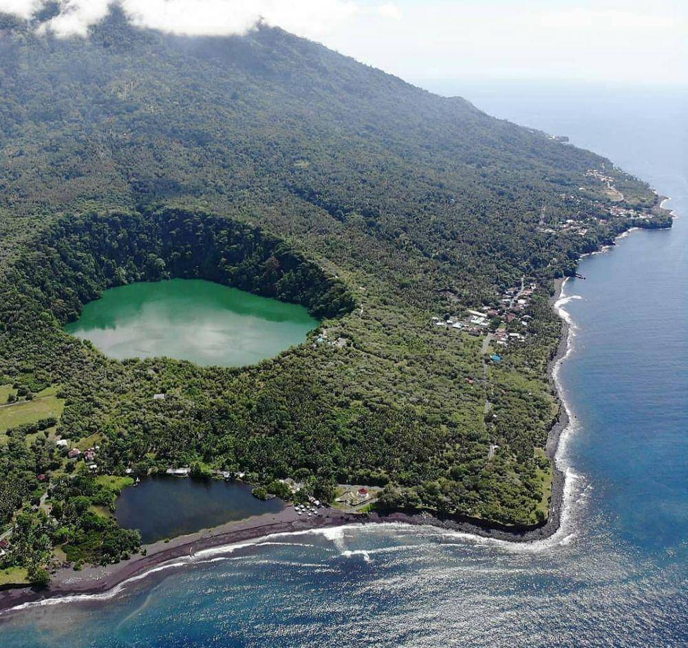 Danau Tolire (instagram.com/kuark)