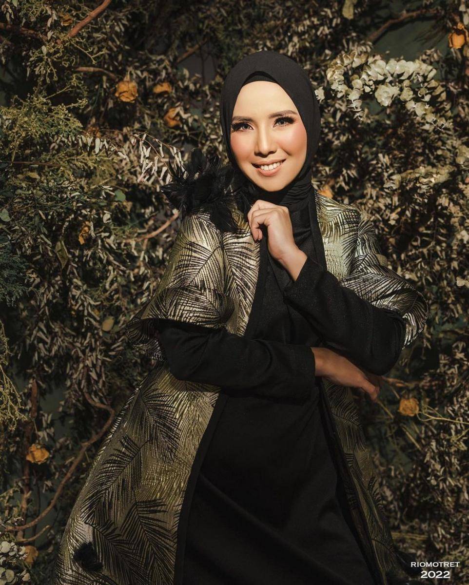 photoshoot Tya Ariestya (instagram.com/tya_ariestya)