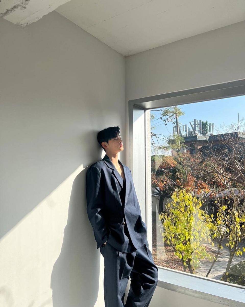 Cha Eun Woo (instagram.com/eunwo.o_c)