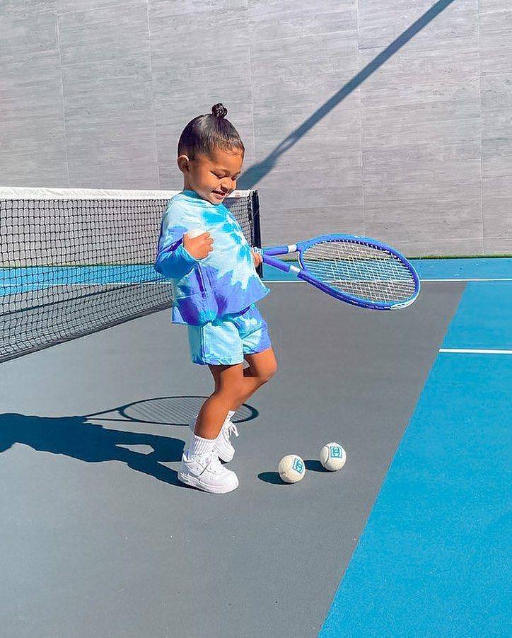 potret Stormi anak Kylie Jenner (instagram.com/officialstormi)