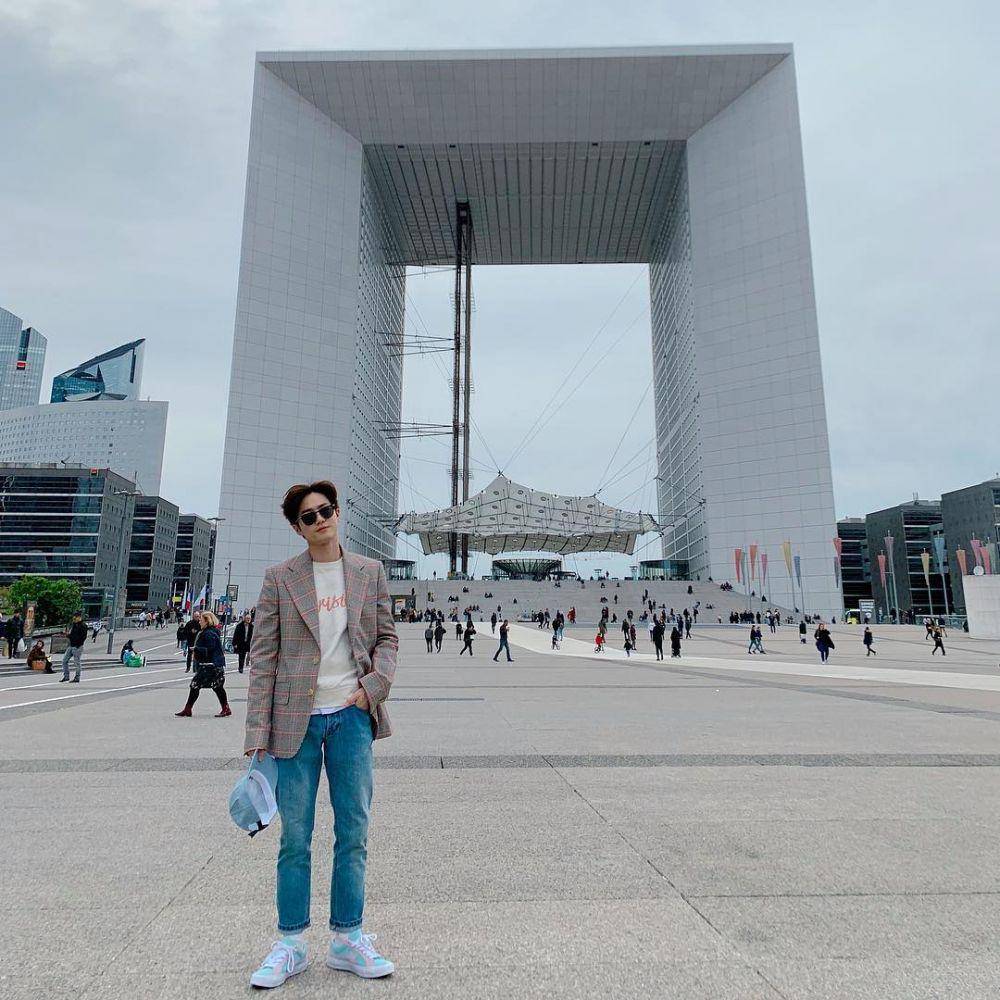Gaya busana Suho EXO (instagram.com/kimjuncotton)