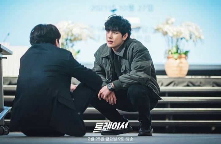 Im Siwan di drama Tracer (instagram.com/mbcdrama_now)