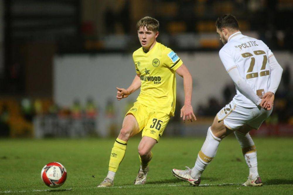 Finley Stevens (twitter.com/finstevens1)