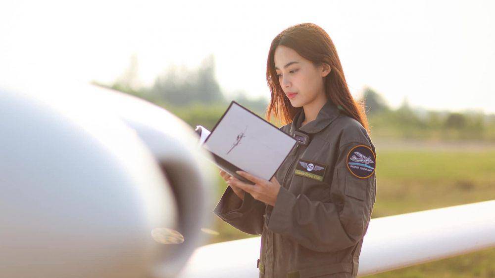 Fah Yongwaree (instagram.com/fahyongwaree)