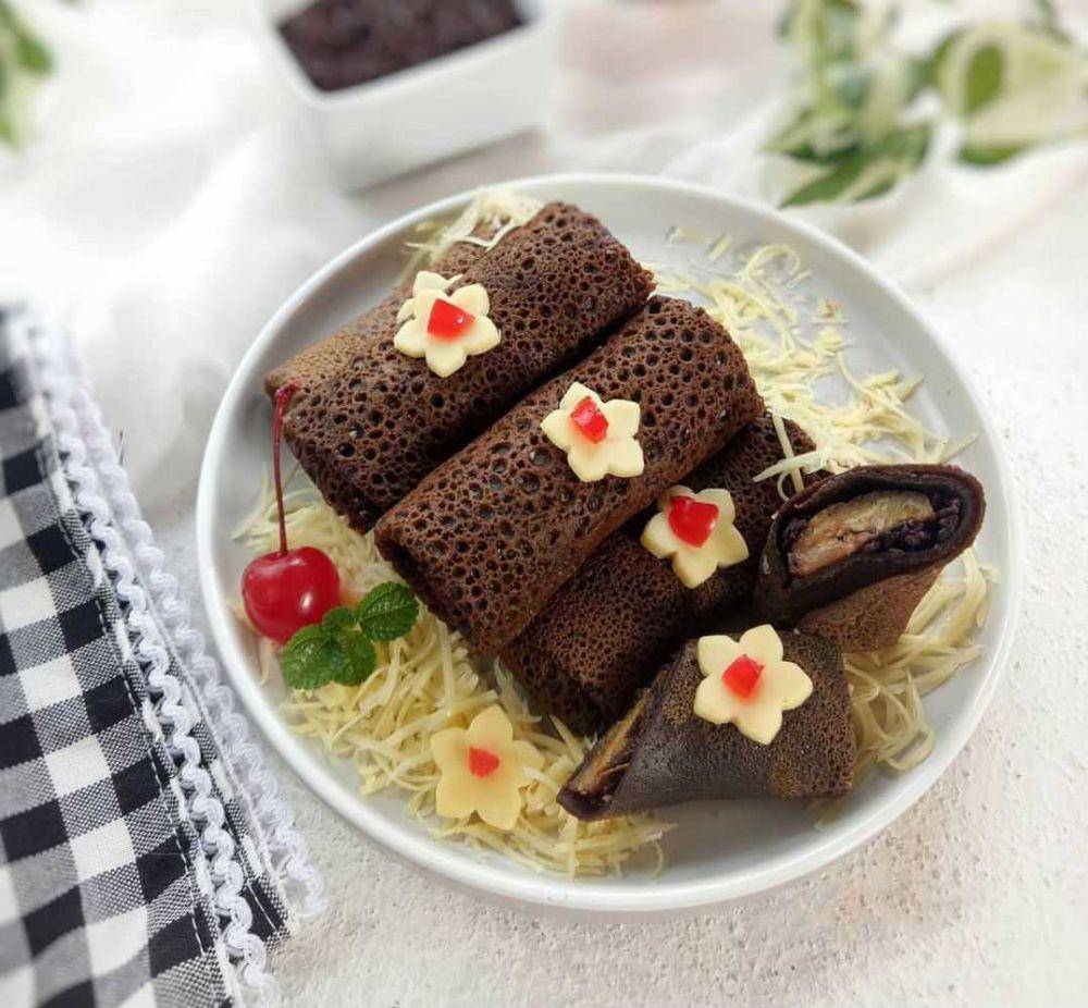 Dadar gulung cokelat (instagram.com/setia_dini91)