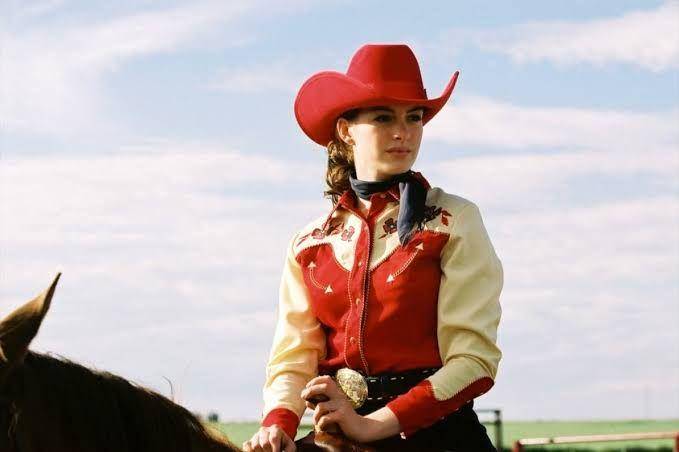 Anne Hathaway dalam film Brokeback Mountain (dok. River Road Entertainment/Brokeback Mountain)