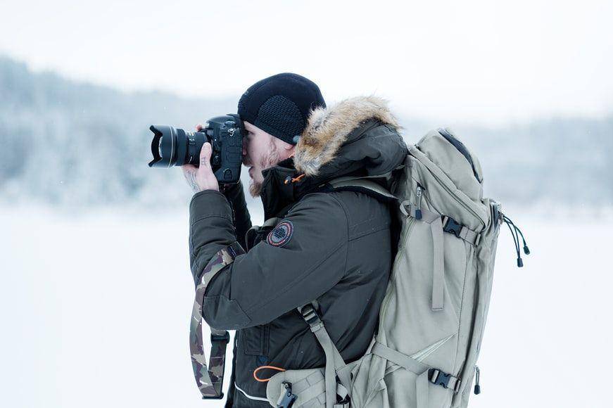 ilustrasi fotografer (unsplash.com/Sead Dedić )