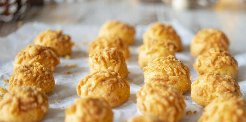 ilustrasi cheese lava bread (unsplash.com/Wouter Supardi Salari)