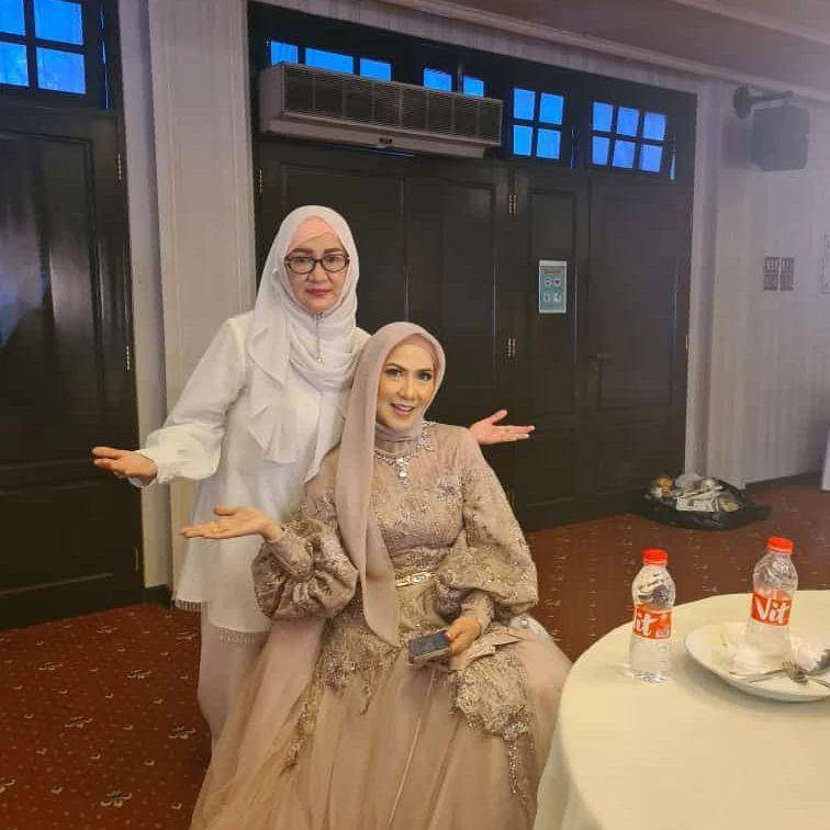 lamaran Venna Melinda dan Ferry (Instagram.com/lyndapermatasari)