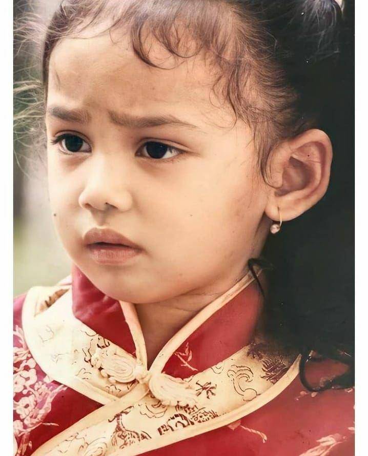 potret masa kecil Syifa Hadju (instagram.com/sndihadju)