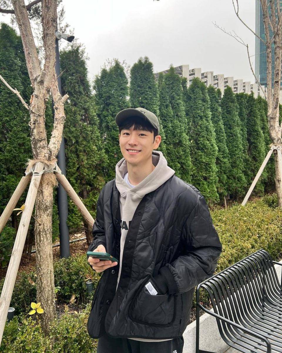Lee Je Hoon (instagram.com/leejehoon_official)