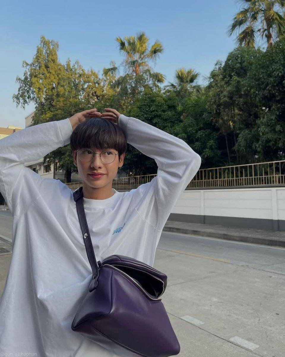 Gun Atthaphan (instagram.com/gun_atthaphan)