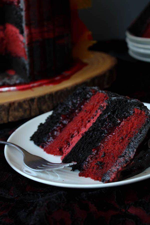 red velvet chocolate cake (queensleeappetit.com)