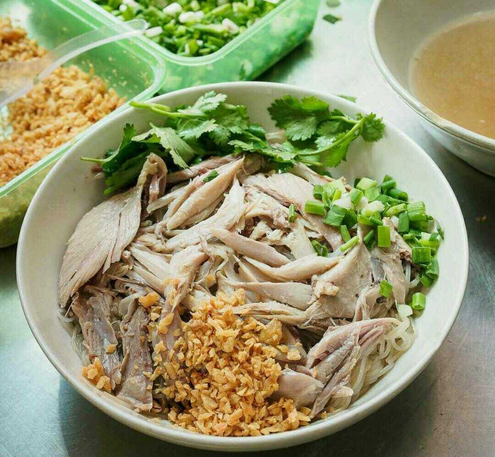 bihun bebek (instagram.com/bihunbebekamin)