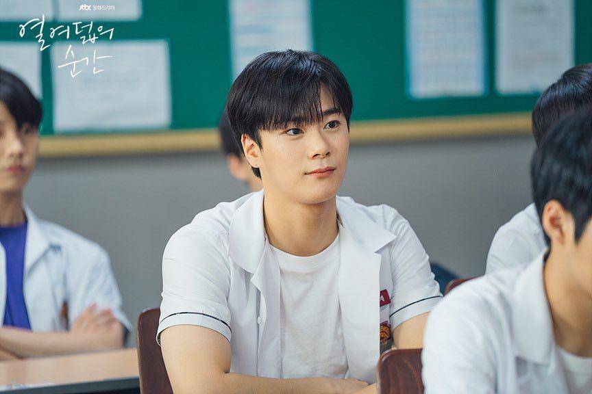 Moonbin sebagai Jung Oh Jae (dok. JTBC/At Eighteen)