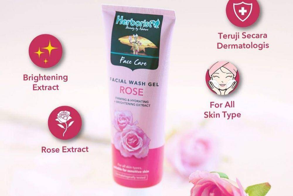 Herborist Facial Wash Gel Rose (instagram.com/herboristnaturalcare)
