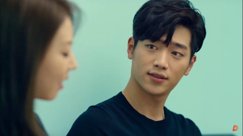 Seo Kang Joon di drama Entourage (youtube.com/tvN D Indonesia)
