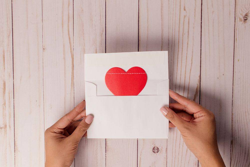 ilustrasi surat (unsplash.com/Rinck Content Studio)