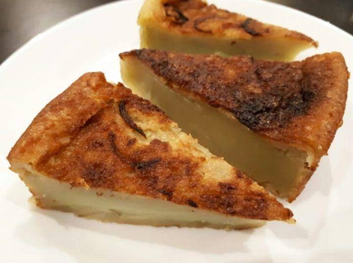 kue adee khas Aceh (instagram.com/putro_kue.id)