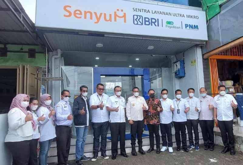 Sentra Layanan Ultra Mikro (SENYUM) hadir di Kecamatan Salak Kabupaten Pakpak Bharat, Rabu (9/2/2022).