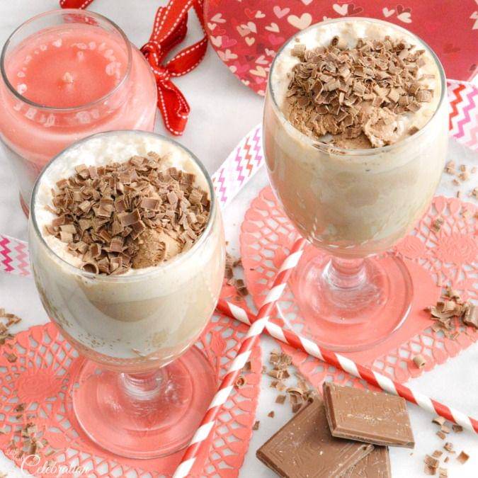 Mocha coffee soda (littlemisscelebration.com)