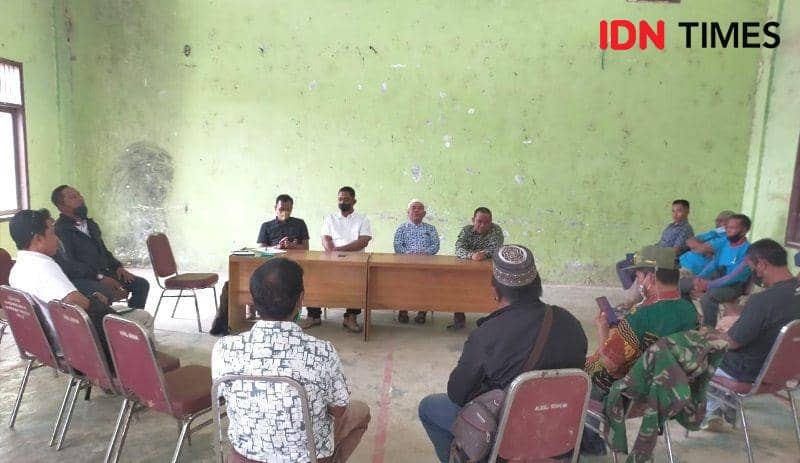 Tokoh perwakilan 10 desa dan kelurahan saat musyawarah membentuk tim pemekaran kecamatan Penajam (IDN Times/Ervan)